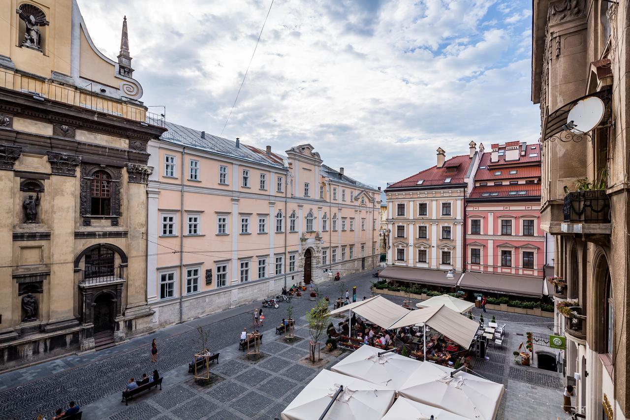 Alfa Apartments Rynok Square 30 Lviv Exterior photo