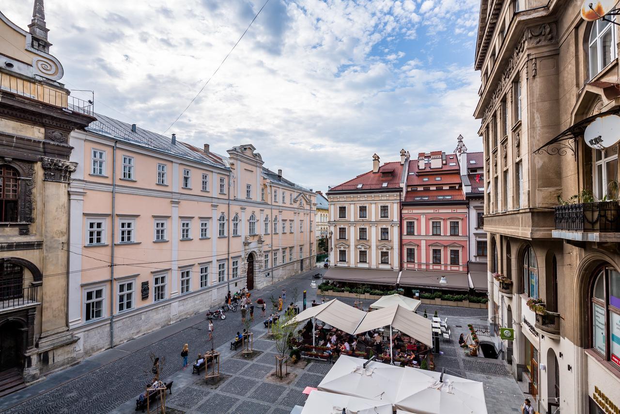 Alfa Apartments Rynok Square 30 Lviv Exterior photo